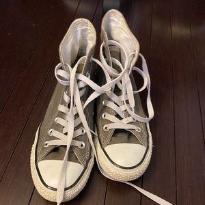 grey high top converse